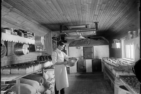 Batches Bakery photo 1